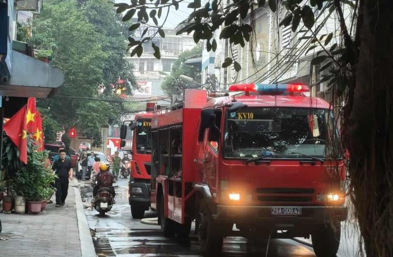 Hà Nội: Cháy nhà trong ngõ nhỏ, 5 người trong một gia đình tuvong