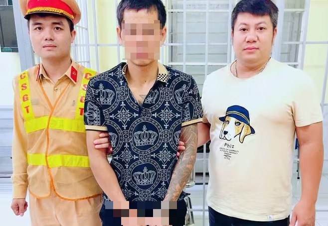 Người đàn ông vừa mua 8 gói mai thúy thì “đụng” Tổ công tác liên ngành