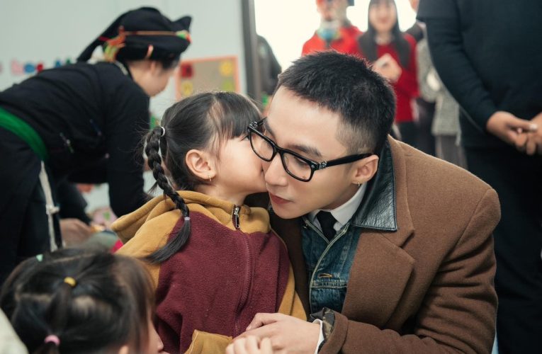 Sơn Tùng M-TP ủng hộ 1,6 tỷ đồng