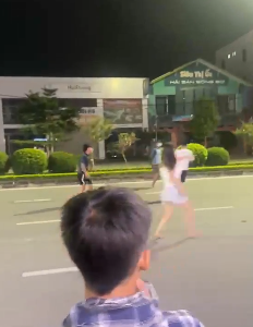 Honchien ở Nguyễn Lương Bằng