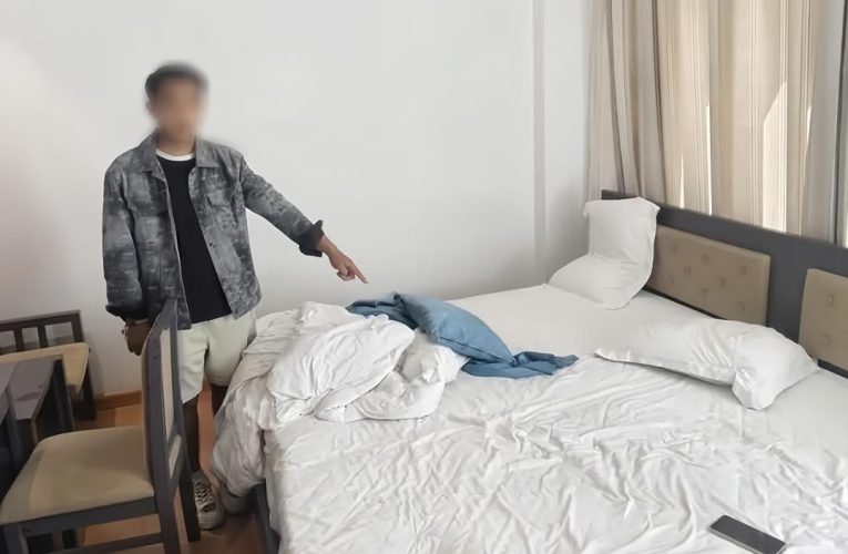 KHI YÊU NHỚ ĐÒI XEM VNeID – Đừng như Tuấn nhé lại bóc lịch dài dài