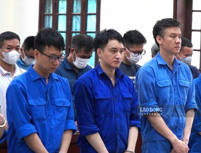 Giám đốc 9x buôn lậu kéo theo dàn lãnh đạo Chi cục Hải quan ở Hải Phòng lĩnh án tù