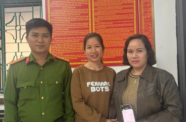 Tự dưng nhận được 630 triệu vào tài khoản, Nữ giám đốc ở Phường Phù Vân tìm trả lại người chuyển nhầm