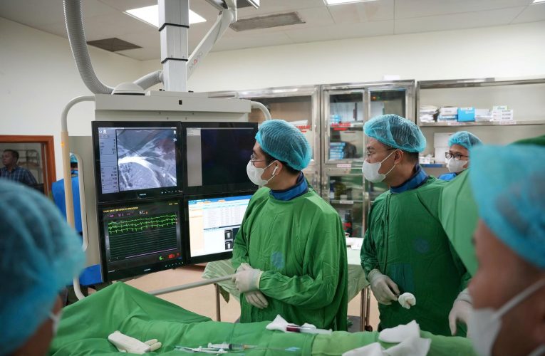 Bệnh viện Đa khoa Thái Bình (Hưng Yên) làm chủ kỹ thuật cấy máy tái đồng bộ tim