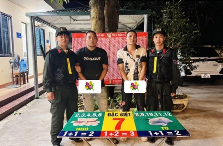 Chơi trò phi tiêu ăn tiền tại hội chợ, 2 nam thanh niên bị bắt vì hành vi đ-ánh bạc