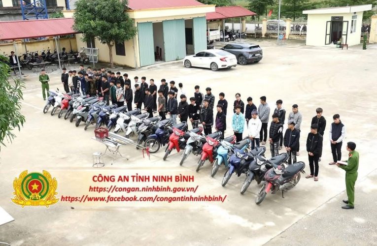 Triệu tập điều tra, xử lý 70 thanh thiếu niên tụ tập gây rối trật tự công cộng trên địa bàn Phường Hoa Lư