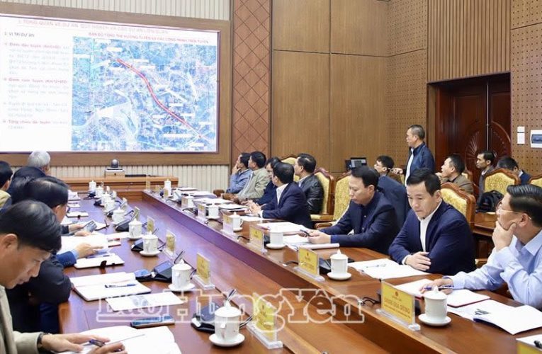 UBND tỉnh xem xét, cho ý kiến về chủ trương đầu tư Dự án đầu tư xây dựng tuyến đường từ phường Phố Hiến đến xã Hưng Hà, tỉnh Hưng Yên