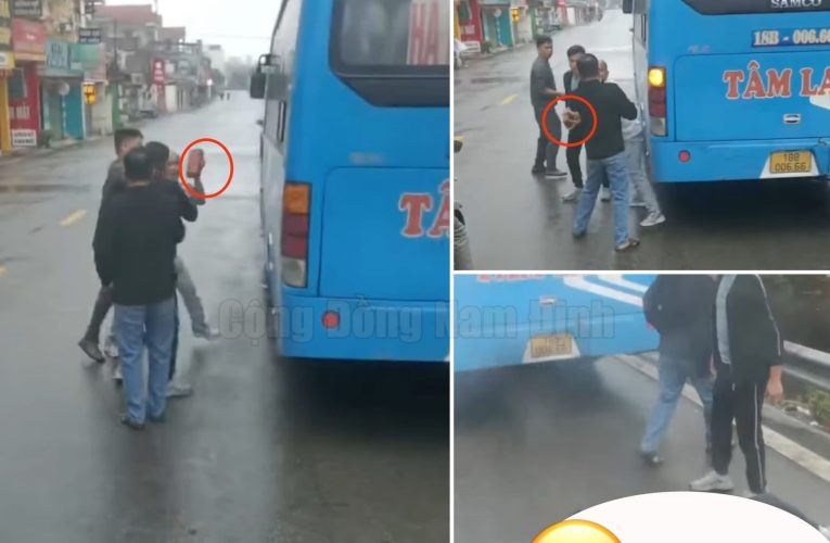 Tài xế xe khách bị hanhhung giữa đường vì vấn đề giờ xuất bến