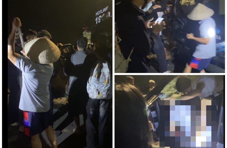 VIDEO: Giải cứu lại xe bị mắc kẹt