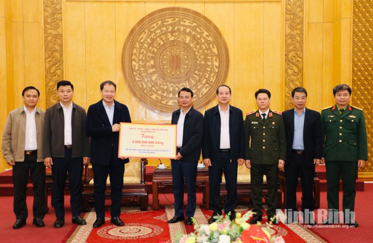 Tỉnh Đồng Nai hỗ trợ Ninh Bình 5 tỷ đồng khắc phục hậu quả thiên tai