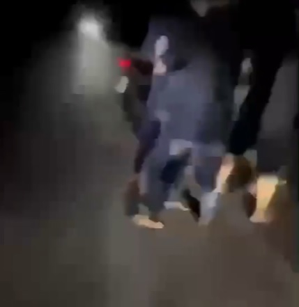 VIDEO thế này thì cho các cháu ở nhà tối