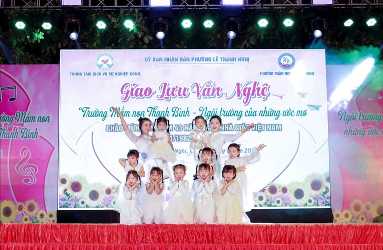 Phố đi bộ Bạch Đằng thu hút 2.000 lượt khách mỗi tối cuối tuần