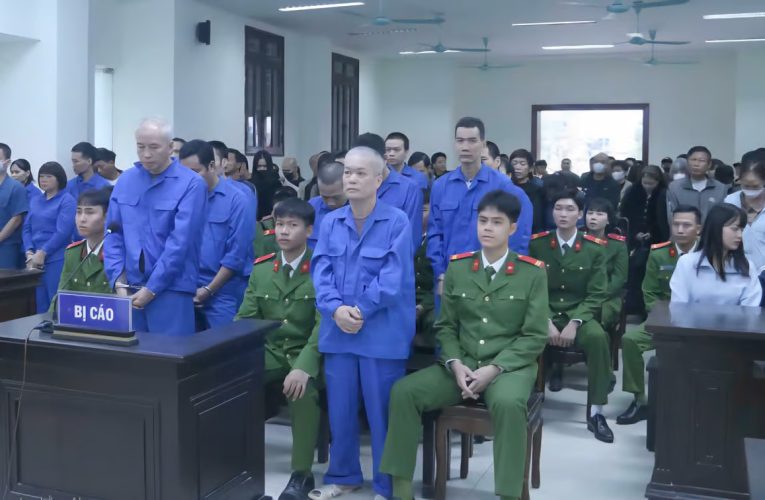 Hưng Yên: Xét xử sơ thẩm vụ án ‘Đánh bạc’, ‘Tổ chức đánh bạc’ với 110 bị cáo