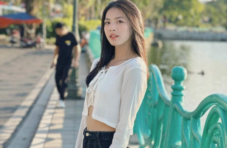 Nhan sắc cô gái Ninh Bình “bay lên không cần cánh” giành HCV ở Sea Games