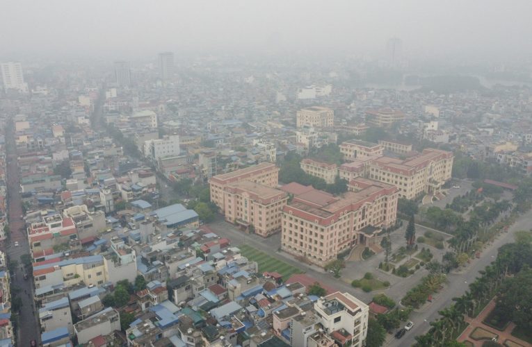 Bụi, ô nhiễm không khí bao trùm Ninh Bình