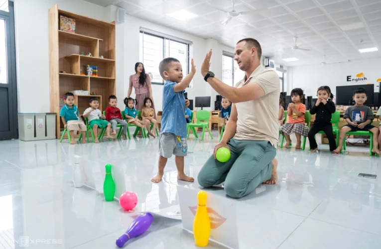 Thí điểm cho trẻ mầm non làm quen với tiếng Trung, Nhật, Hàn