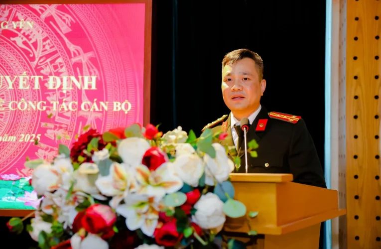 Cho thôi nhiệm vụ đại biểu HĐND tỉnh Hưng Yên với ông Nguyễn Quốc Vương, nguyên Phó Giám đốc Công an tỉnh