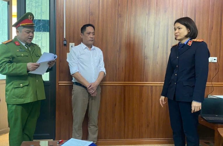 Hưng Yên: Khởi tố 5 đối tượng từng là cán bộ, bác sĩ tại các trung tâm y tế