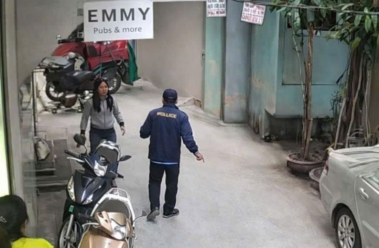 [VIDEO] Ngán ngẩm ông chú đi “phó đà” 1,5 giờ không chịu trả 200 cành