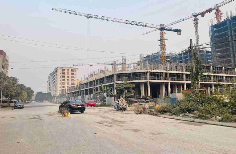 Hưng Yên: Dân khổ sở vì bụi và tiếng ồn từ dự án Phố Hiến Center Point