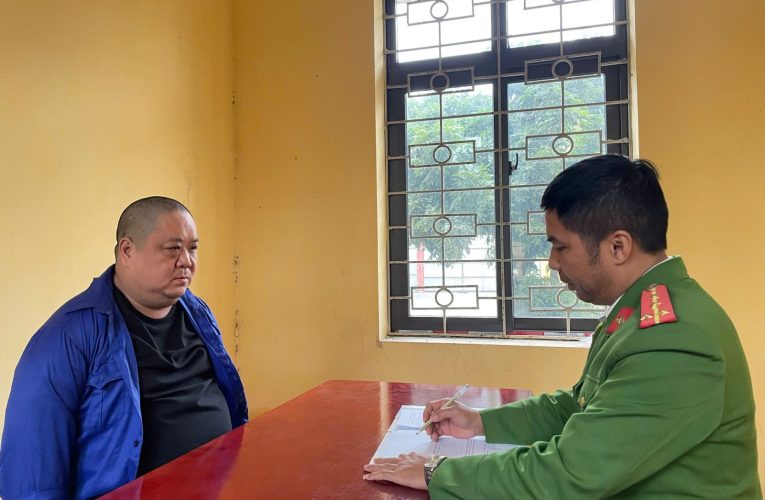 Công an tỉnh Hưng Yên: Triệt phá đường dây sử dụng Công nghệ cao Lừa đảo chiếm đoạt tài sản và đánh bạc quy mô 9.300 tỷ đồng, khởi tố và bắt giam 35 đối tượng.