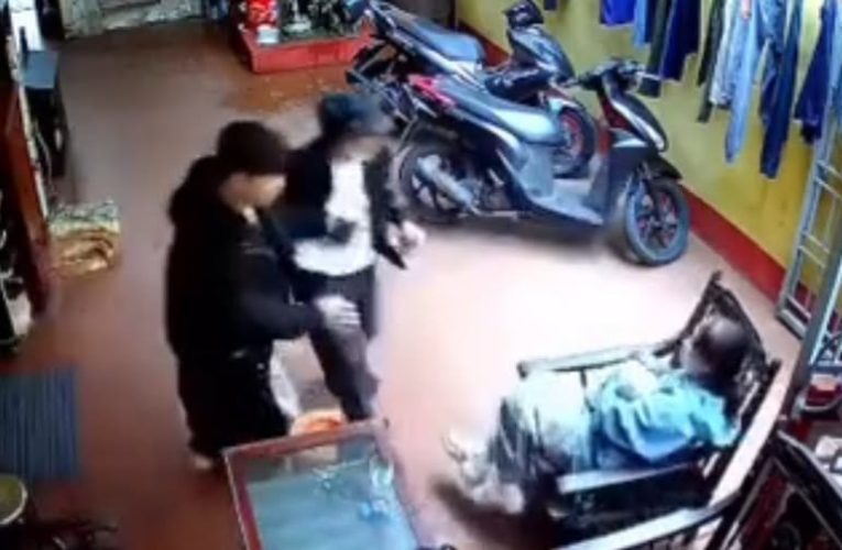 VIDEO: Hai mẹ con hanhhung phụ nữ mang thai