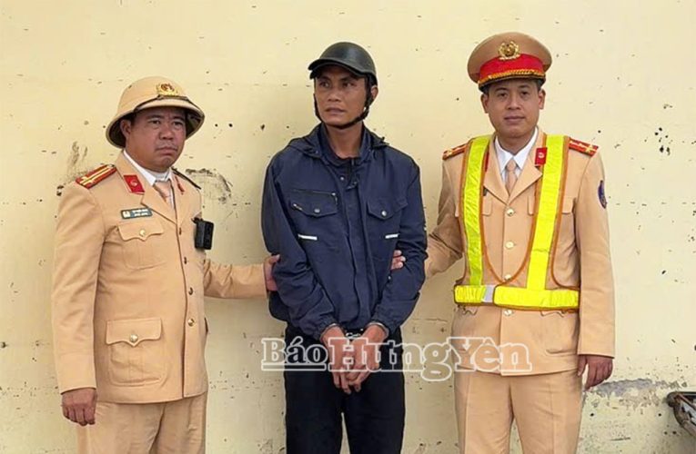 Phát hiện, bàn giao đối tượng tàng trữ trái phép chất ma túy