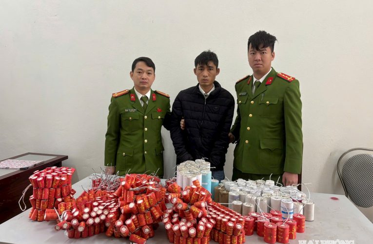 Công an xã Lai Khê giữ bình yên khu nhà trọ dịp Tết