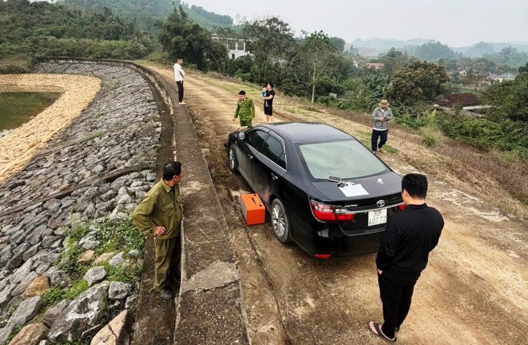 Người đàn ông Ninh Bình để ô tô cùng tờ giấy ‘tuyệt mệnh’ trên bờ hồ