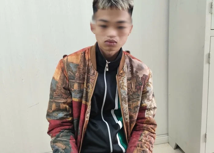 Nam thanh niên cản trở xe làm nhiệm vụ trong lễ giao, nhận quân