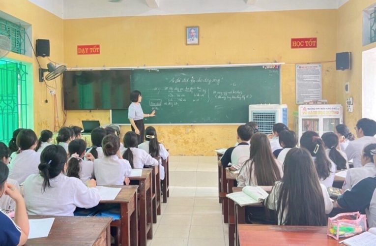 Chính thức: Không cấm dạy thêm, học thêm chính đáng từ ngày 15/5