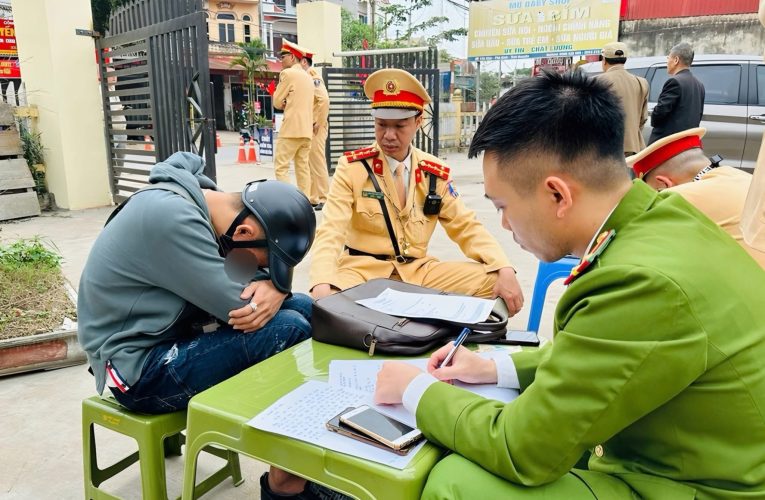Đề xuất tăng mạnh thẩm quyền xử phạt tại chỗ của CSGT từ 500.000đ lên đến 7.500.000đ