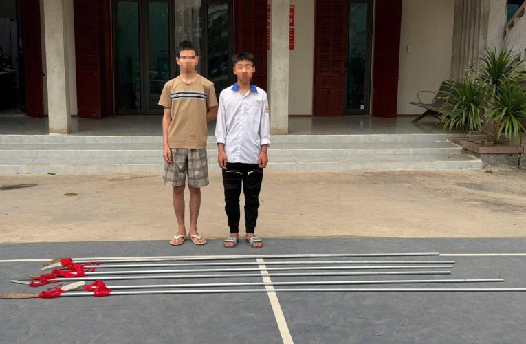 Công an xã Tiên Hưng, tỉnh Hưng Yên cập nhật tình hình ANTT trên địa bàn.